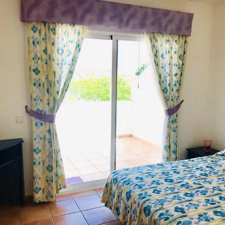 Casa De Familia בית נופש קלפה