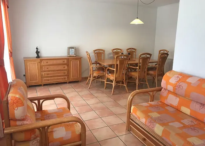 度假居 Casa De Familia *